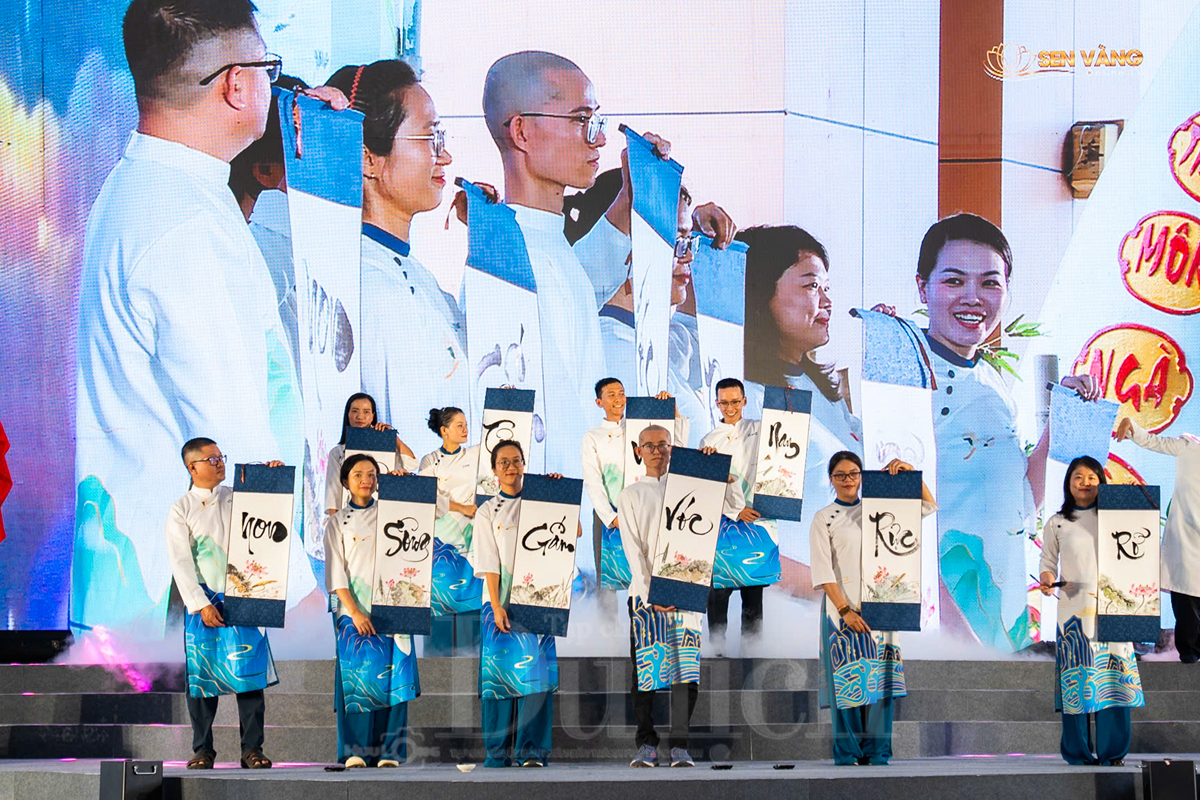 Hướng về cội nguồn, du lịch TP.HCM thêm sức hút dịp Giỗ Tổ Hùng Vương - 10