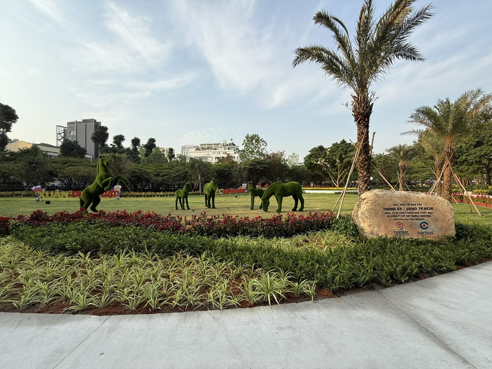 công viên số 8 Phan Đình Phùng.jpg