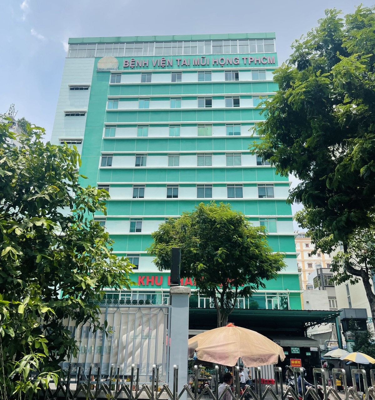 Đưa vào hoạt động cơ sở mới, Bệnh viện Tai Mũi Họng TP.HCM 'hạ nhiệt' quá tải - Ảnh 4.