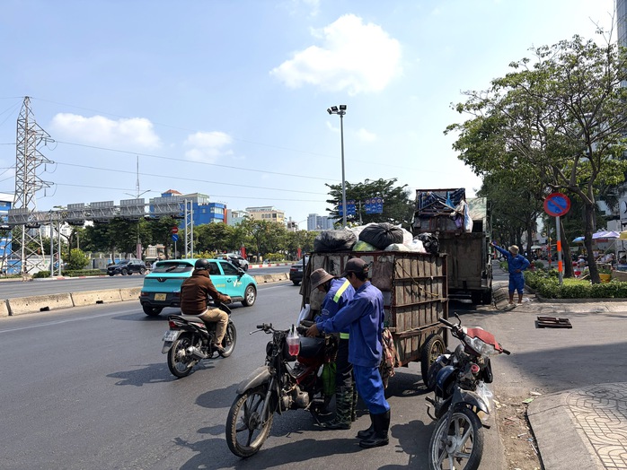 TPHCM tính lại giá thu gom, vận chuyển rác thải - Ảnh 3.