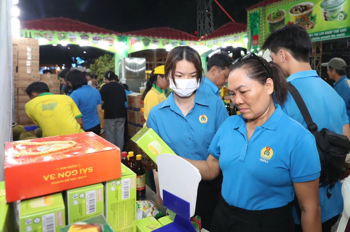 LĐLĐ TPHCM chính thức khai mạc Tháng Công nhân 2026 - Ảnh 8.