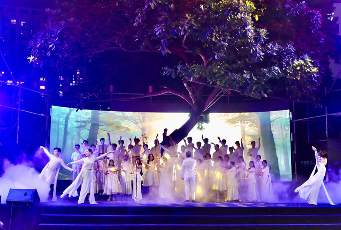 LĐLĐ TPHCM chính thức khai mạc Tháng Công nhân 2026 - Ảnh 1.