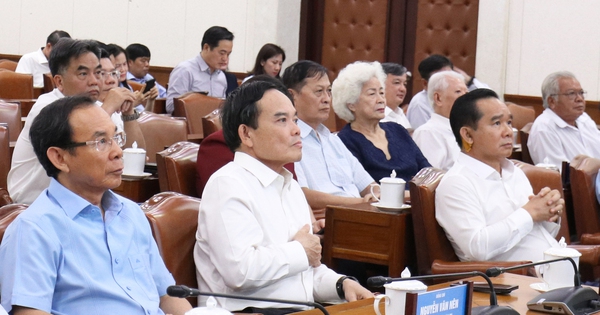 TPHCM họp mặt nguyên lãnh đạo qua các thời kỳ