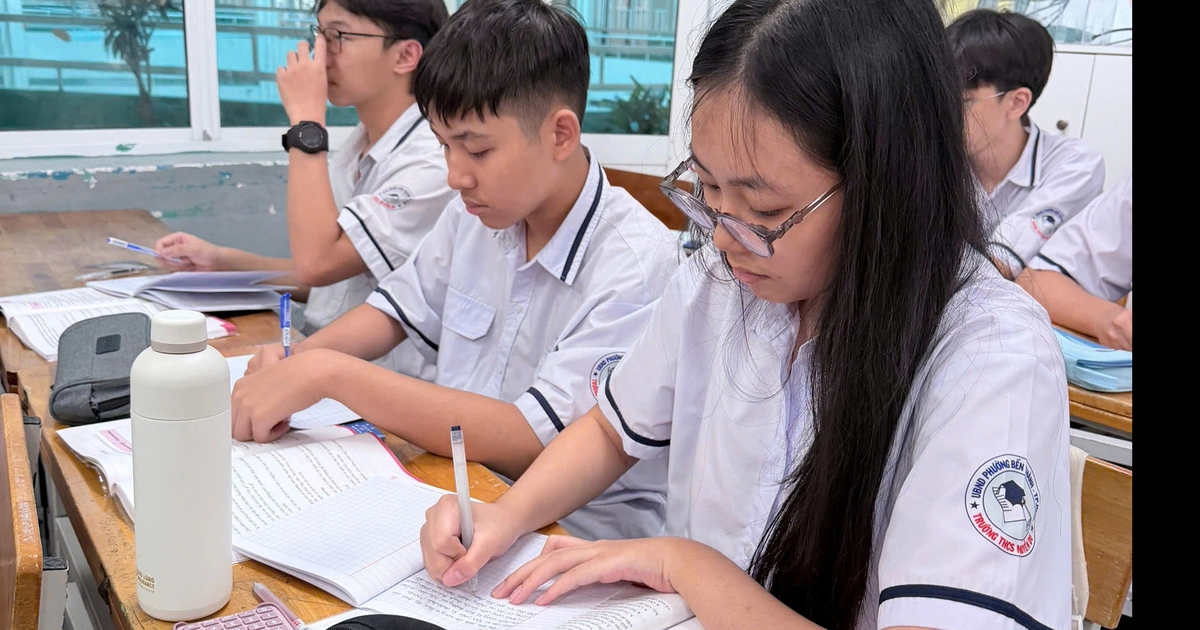 Tỷ lệ chọi lớp 10 thường của các trường THPT tại TP.HCM