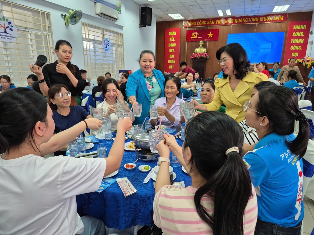 tháng công nhân (1).jpg