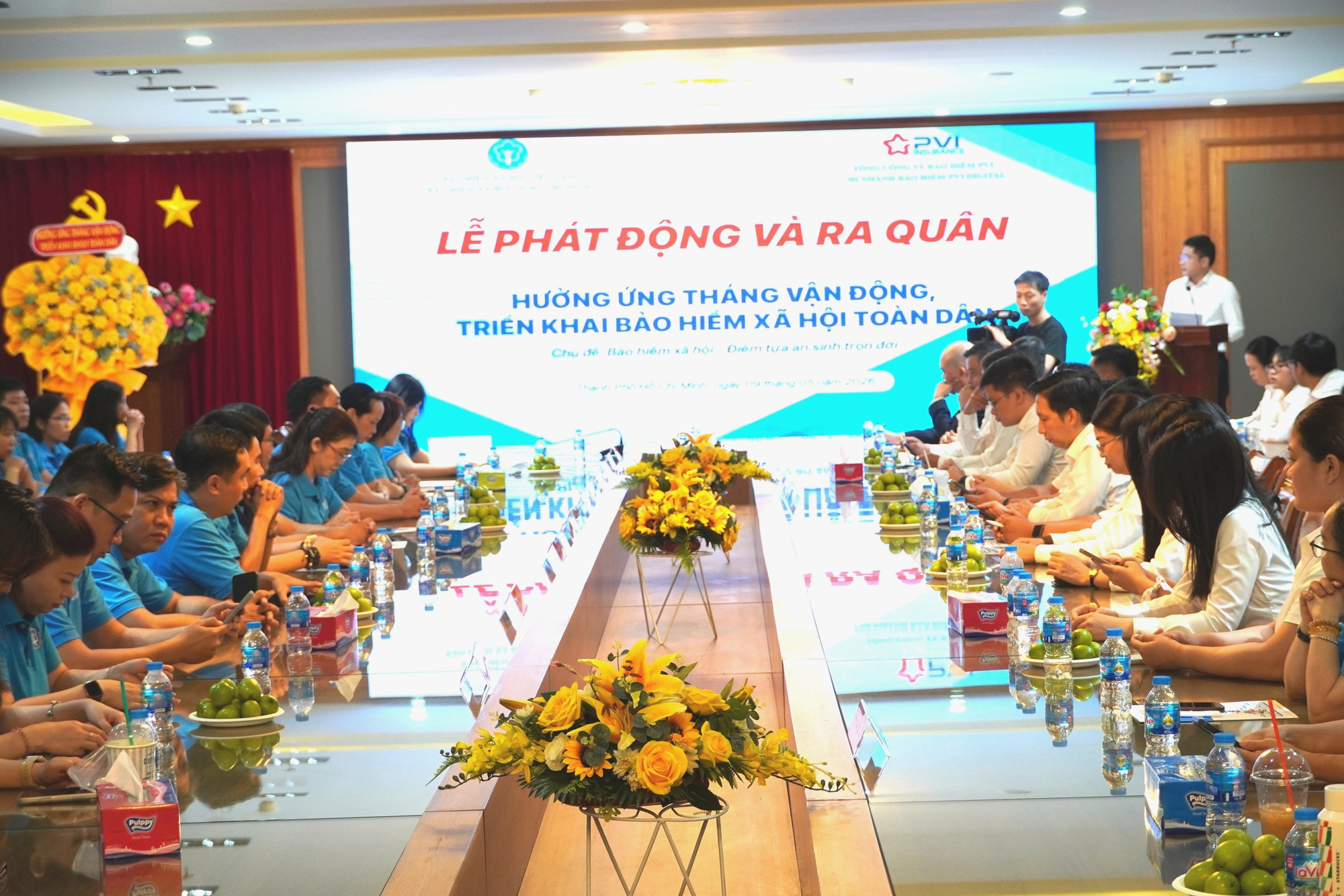 TP.HCM đặt mục tiêu tăng thêm 104.000 người tham gia BHYT hộ gia đình - Ảnh 1.