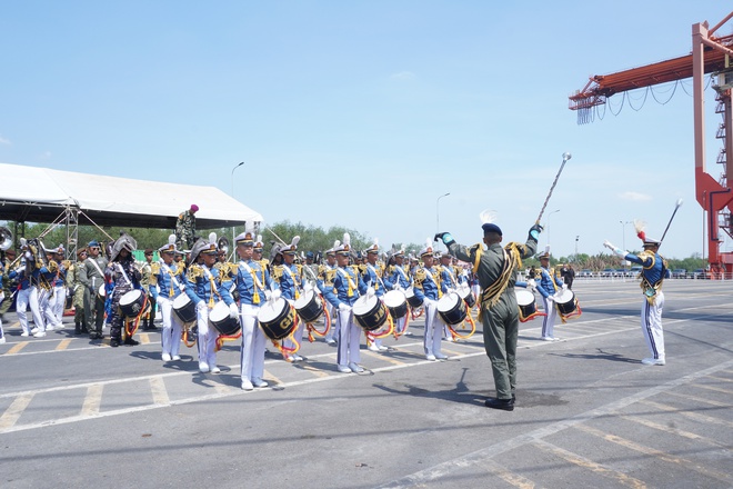 TPHCM đón tàu buồm huấn luyện hải quân lớn nhất Đông Nam Á - Ảnh 4.