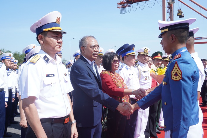 TPHCM đón tàu buồm huấn luyện hải quân lớn nhất Đông Nam Á - Ảnh 2.