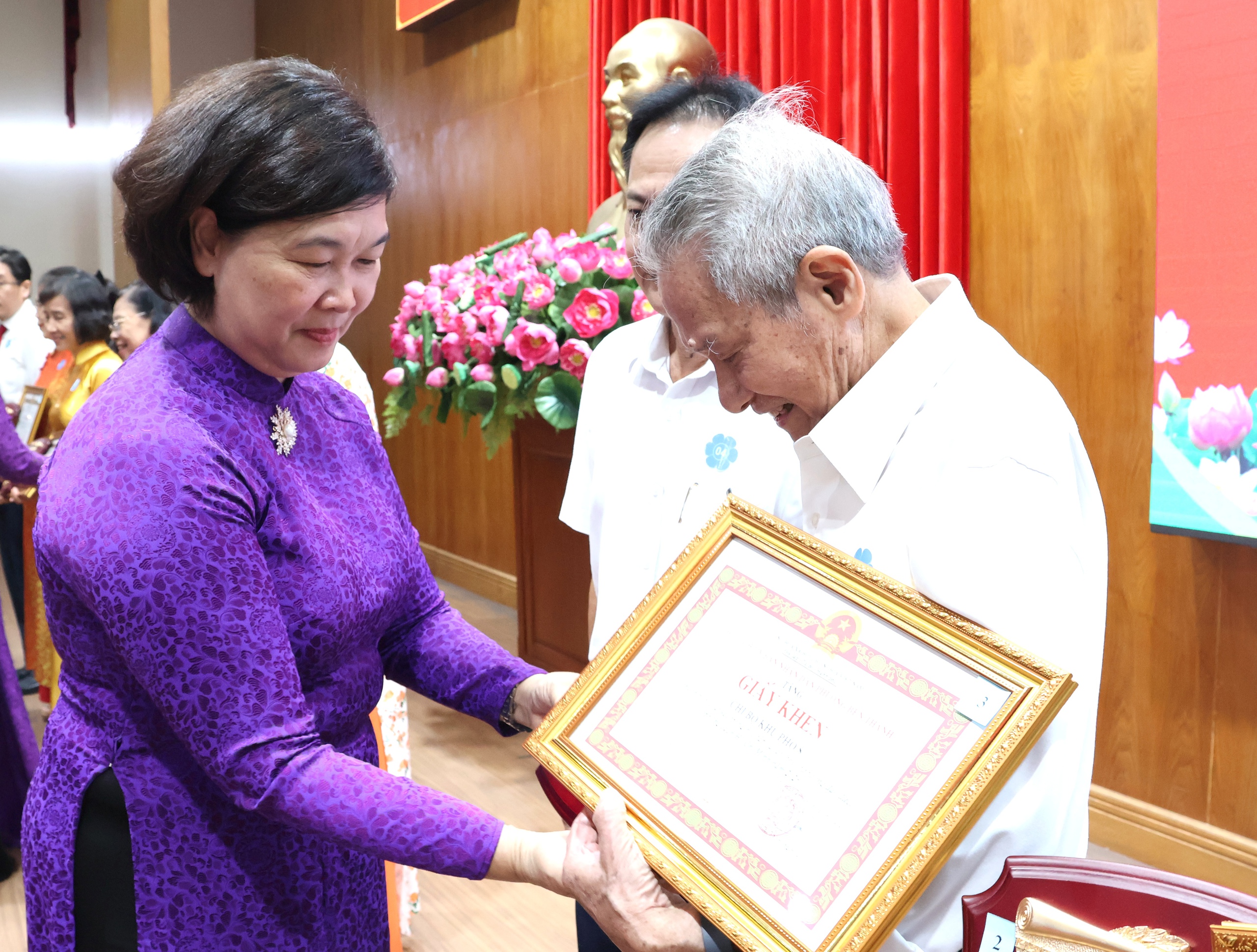 TPHCM: Phường Bến Thành ra mắt Sổ tay điện tử Không gian văn hóa Hồ Chí Minh - Ảnh 4.