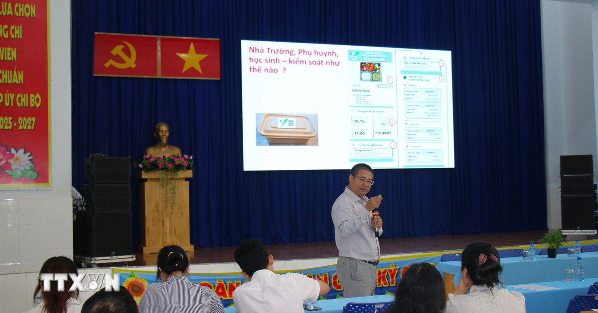 Thành phố Hồ Chí Minh tích cực đưa 'thực phẩm tick xanh' vào trường học