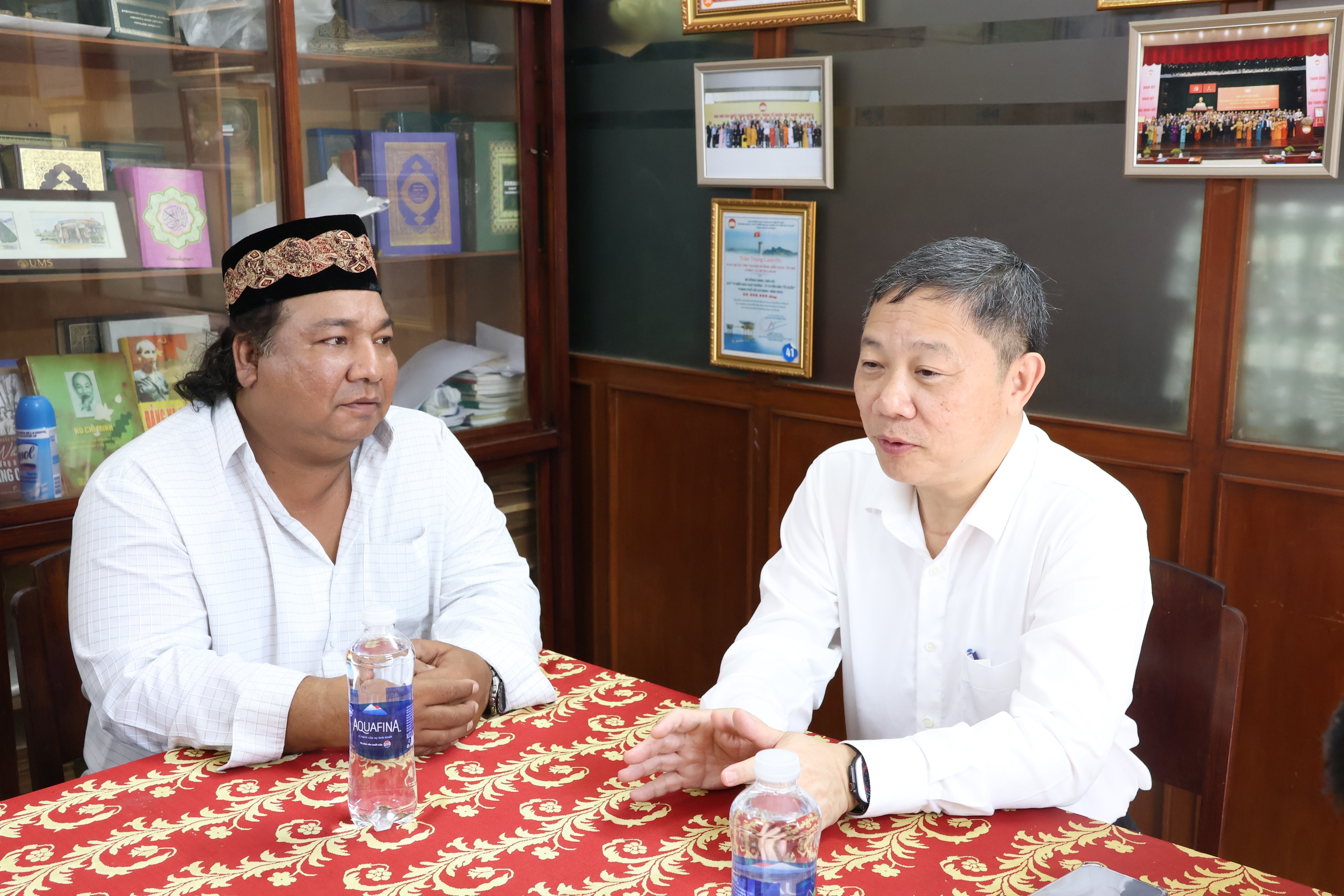 Trưởng Ban Tuyên giáo và Dân vận Thành ủy TPHCM thăm cộng đồng Hồi giáo nhân Đại lễ Raya Idil Adha - Ảnh 8.