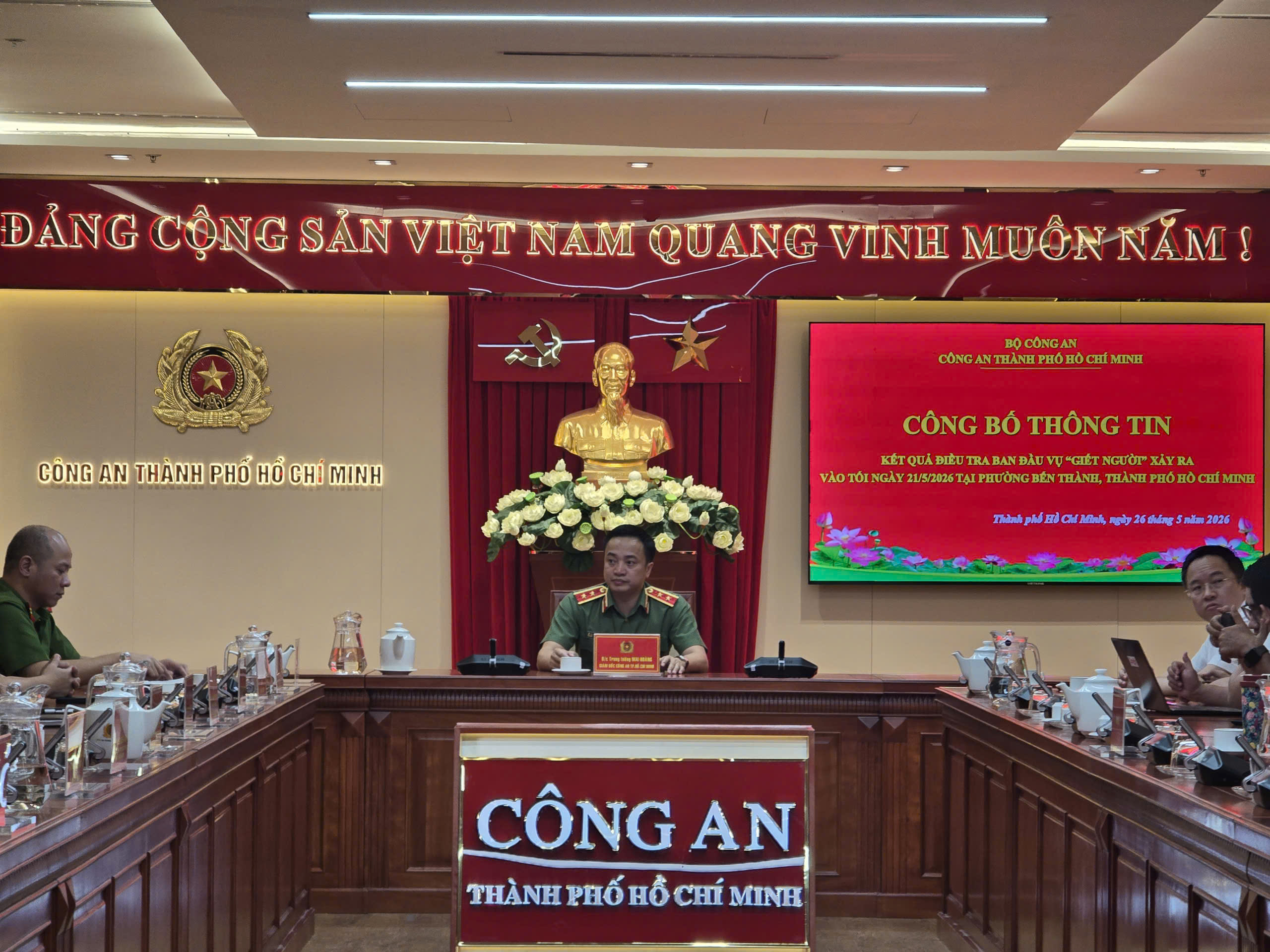 Trung tướng Mai Hoàng: Mọi hành vi vi phạm pháp luật trên lãnh thổ Việt Nam đều được xử lý nghiêm - Ảnh 1.