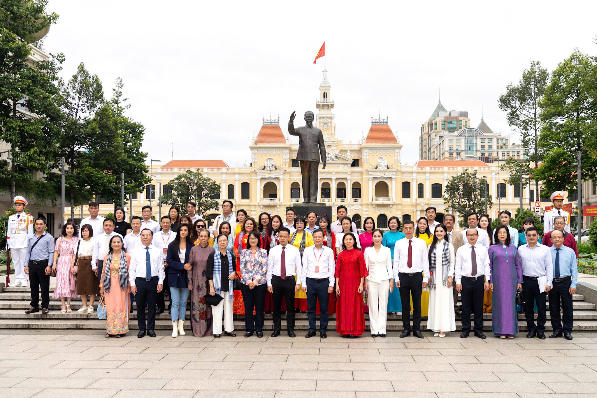 Bắn pháo hoa - Ảnh 2.