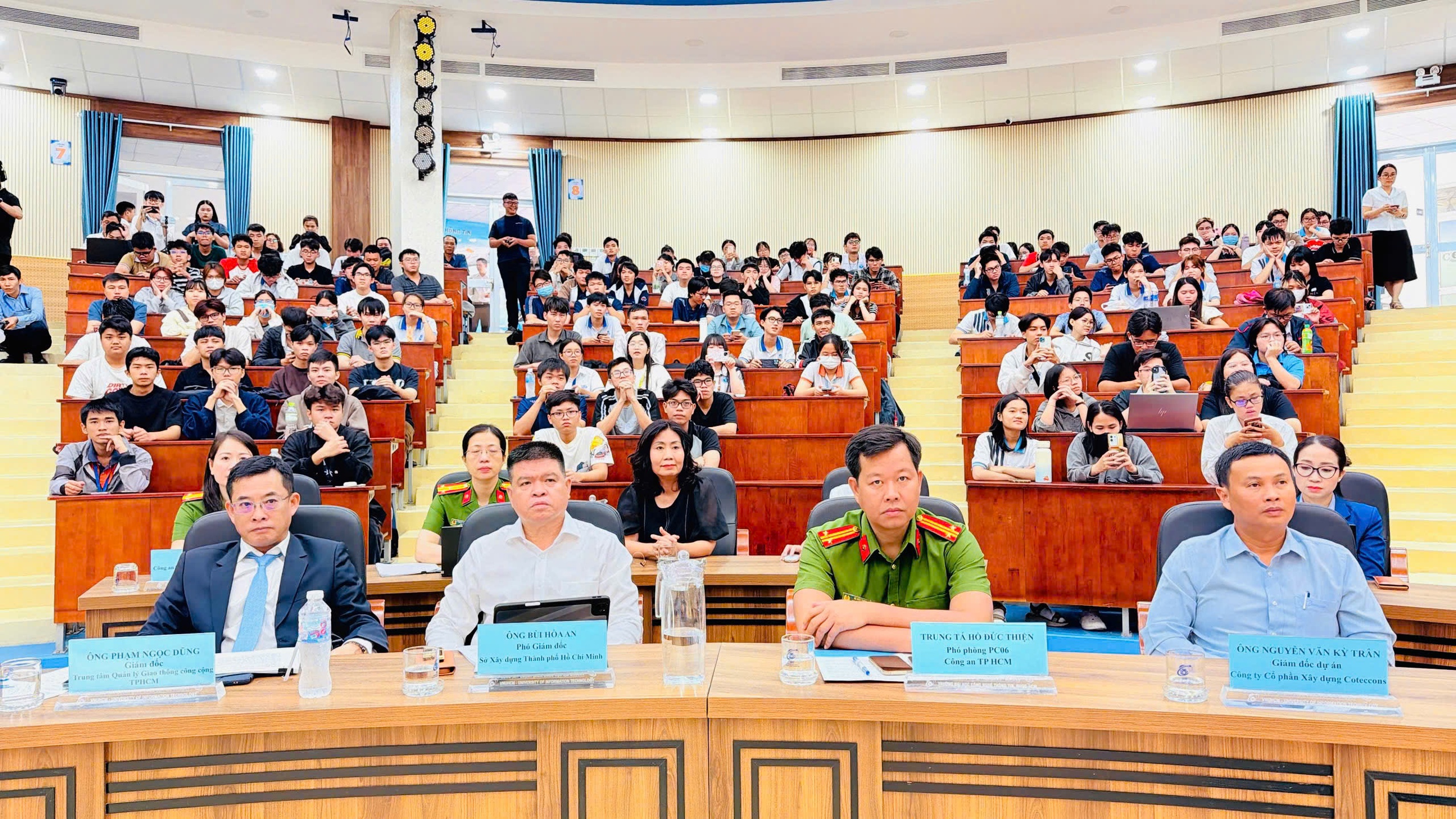 Lan tỏa thói quen dùng giao thông xanh trong sinh viên ĐHQG TP.HCM - Ảnh 3.