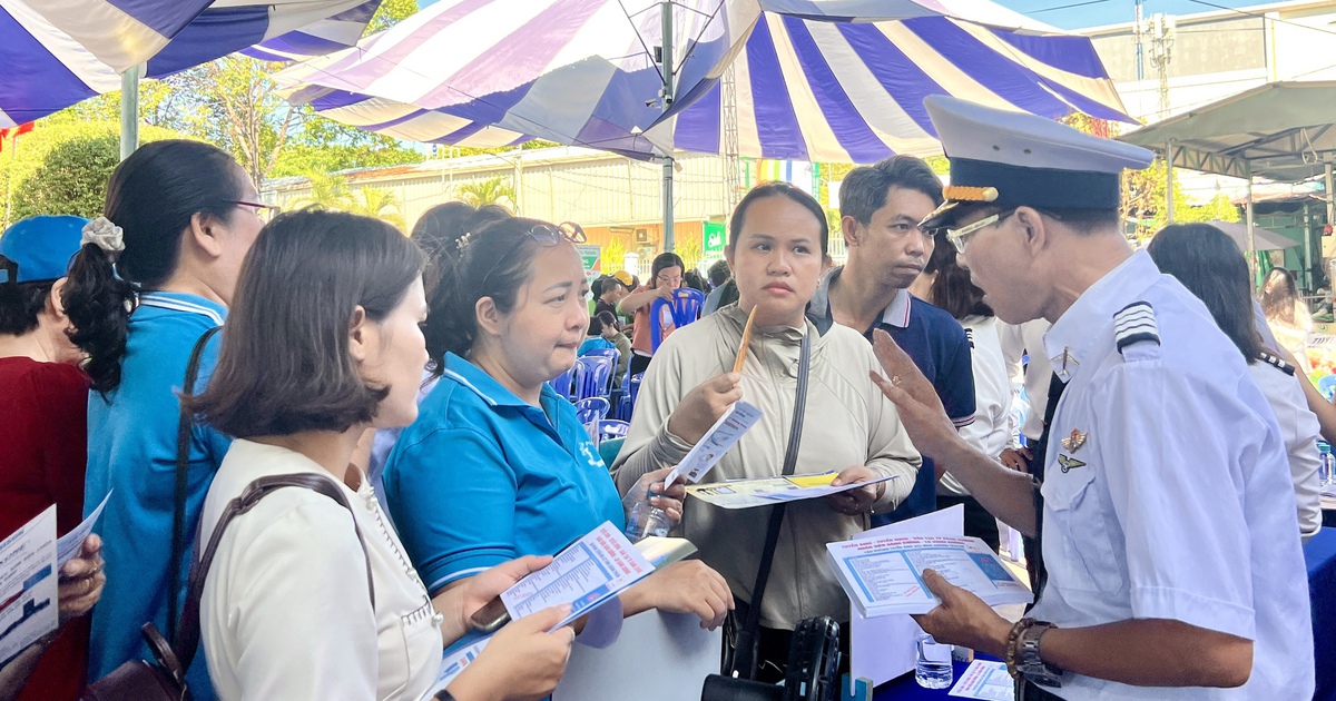 Người thất nghiệp ở TP.HCM đang giảm mạnh, vì sao?