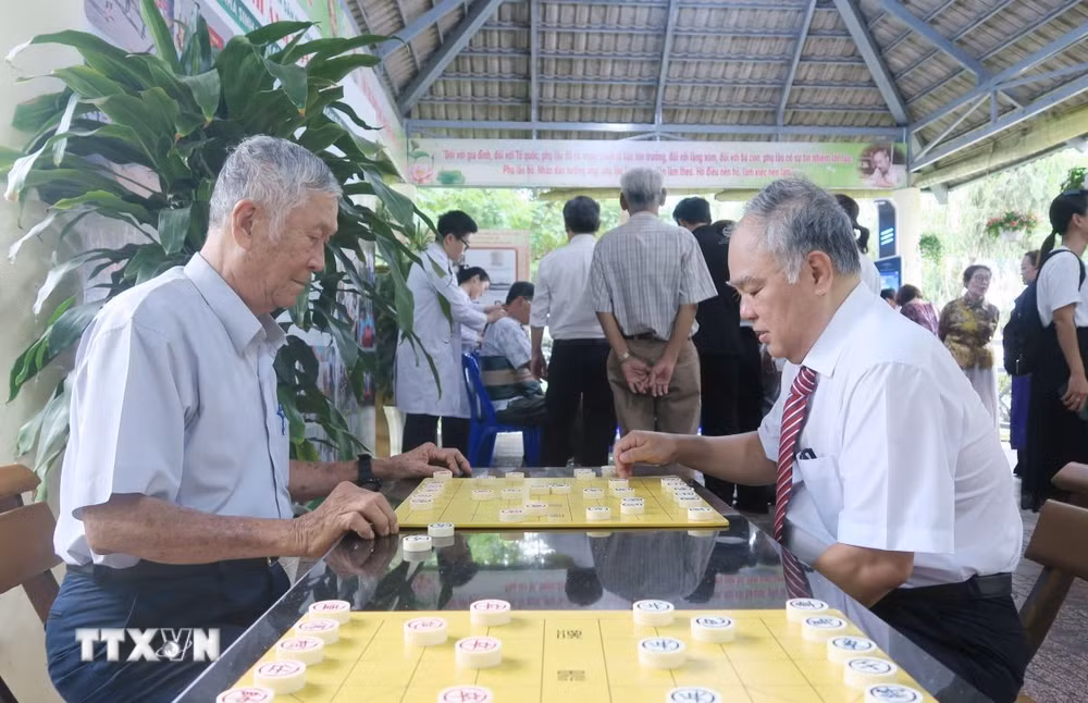 ttxvn-thanh-pho-ho-chi-minh-ra-mat-nha-sinh-hoat-cong-dong-cho-nguoi-cao-tuoi-2.jpg