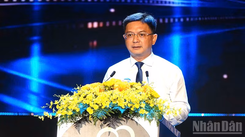 Phó Chủ tịch Ủy ban nhân dân Thành phố Hồ Chí Minh Nguyễn Mạnh Cường phát biểu tại lễ khai mạc. ndo_br_z7908424216860-e46372d538bd69ea19a577357392aeac-copy.jpg