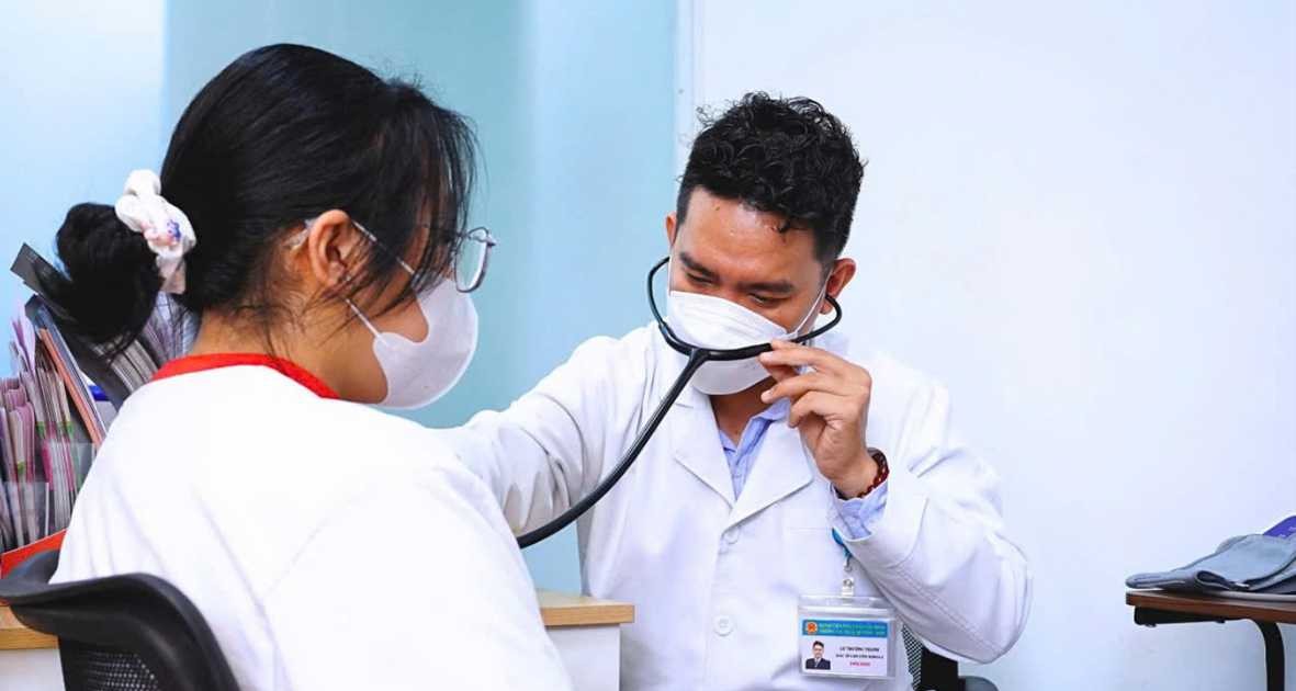 Cảnh báo lạm dụng thuốc bổ não mùa thi