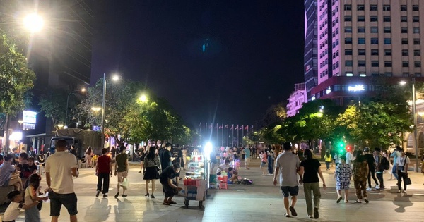 TP.HCM: Thăm, chúc thọ người cao tuổi tiêu biểu nhân kỷ niệm 85 năm Ngày Người cao tuổi Việt Nam