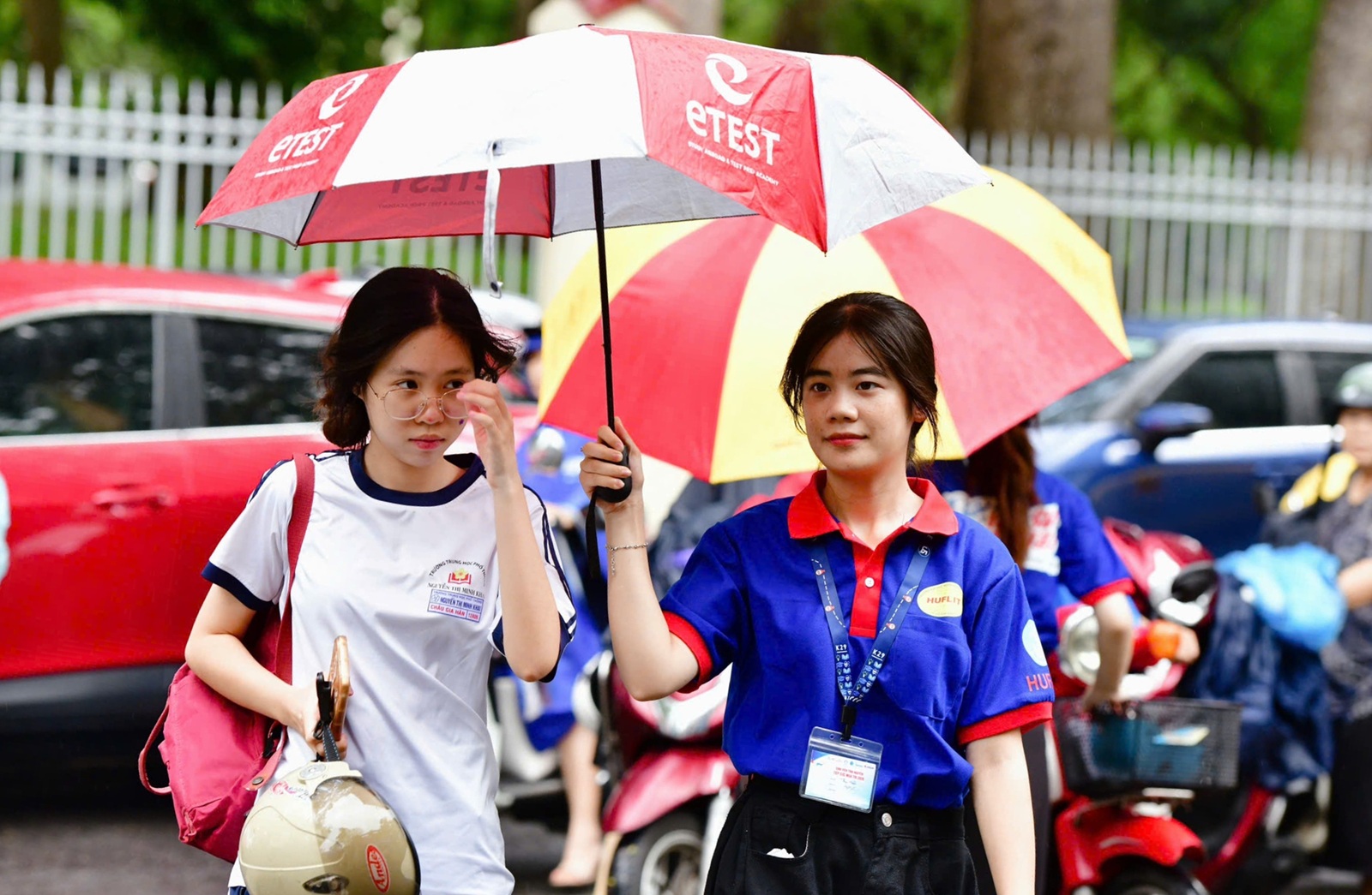 Hôm nay, hơn 1,2 triệu thí sinh bước vào Kỳ thi tốt nghiệp THPT 2026- Ảnh 1.