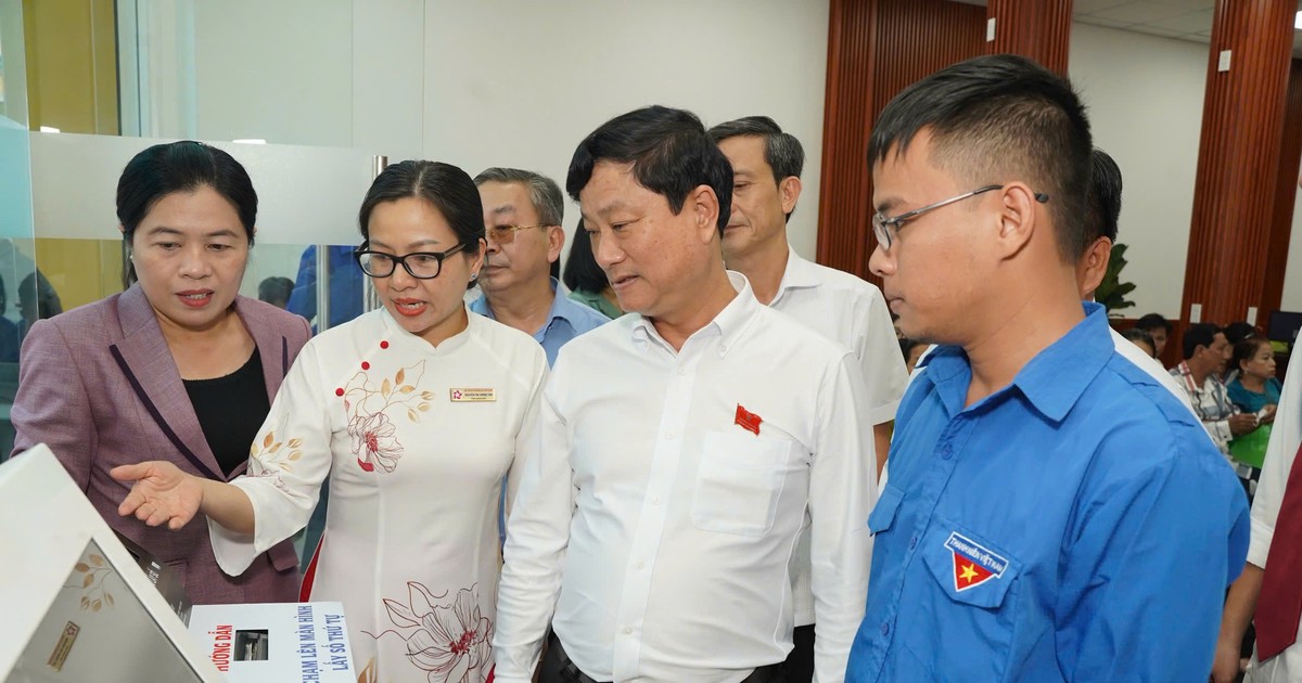 Một năm vận hành chính quyền địa phương 2 cấp: TP.HCM ứng dụng công nghệ, phục vụ người dân nhanh và tốt hơn