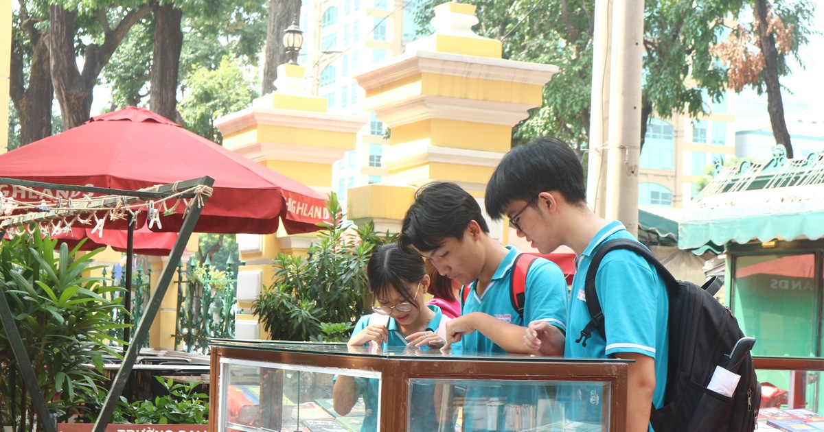 Trẻ khiếm thị lần đầu có không gian đọc riêng tại Hội sách Thiếu nhi TP.HCM