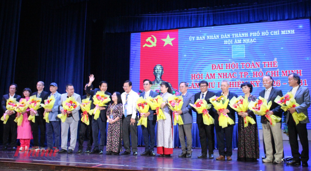 Ban chấp hành Hội Âm nhạc TPHCM nhiệm kỳ 2026 - 2031 ra mắt Đại hội.