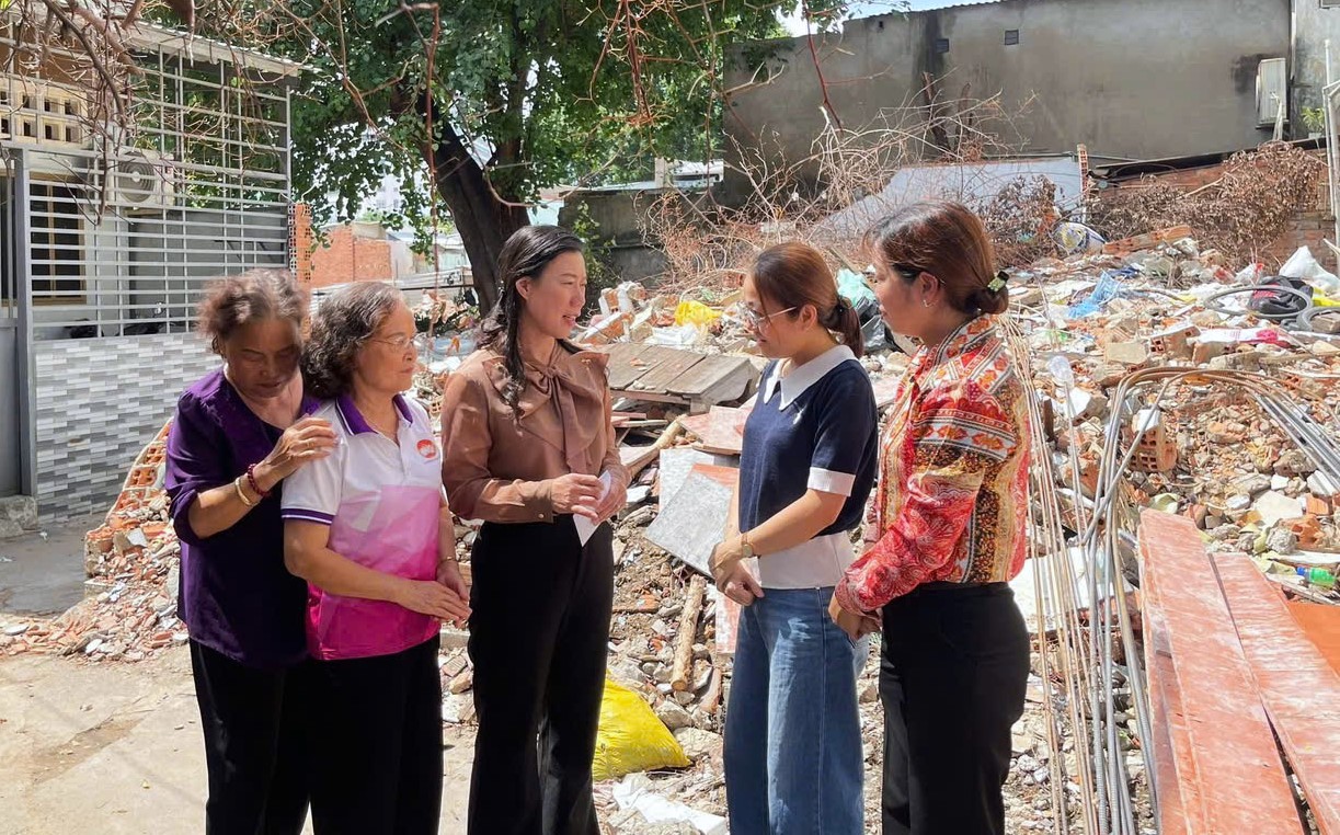 Phường Gia Định: 100% hộ dân tự nguyện bàn giao mặt bằng dự án rạch Xuyên Tâm- Ảnh 1.