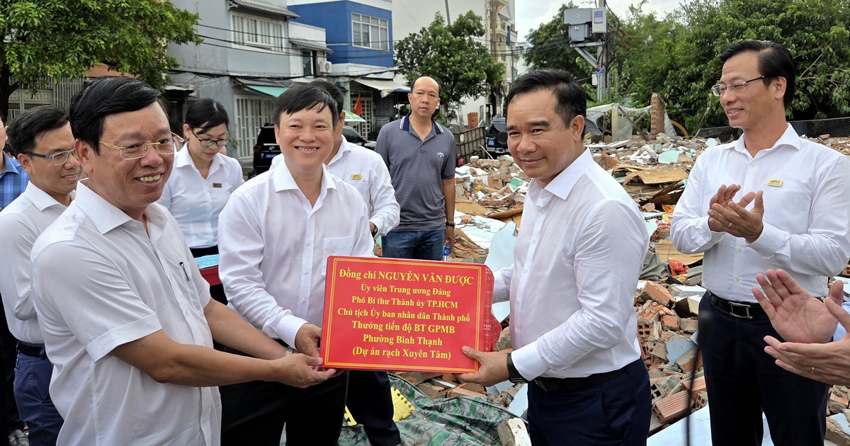 Chủ tịch TP.HCM yêu cầu hoàn thành dự án rạch Xuyên Tâm cuối năm 2027