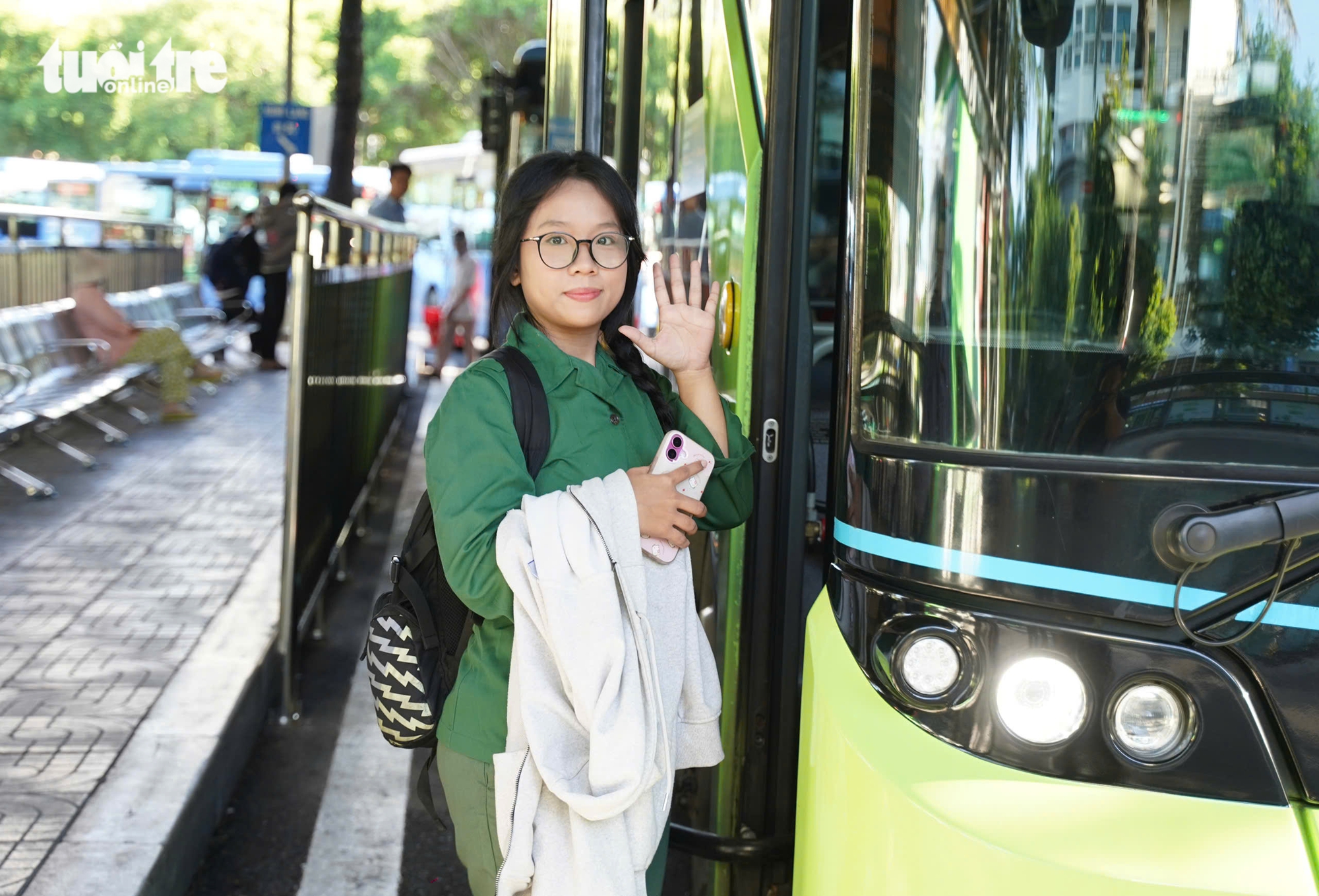 Ngày đầu TP.HCM miễn phí xe buýt: Thêm niềm vui trên những chuyến xe quen - Ảnh 6.
