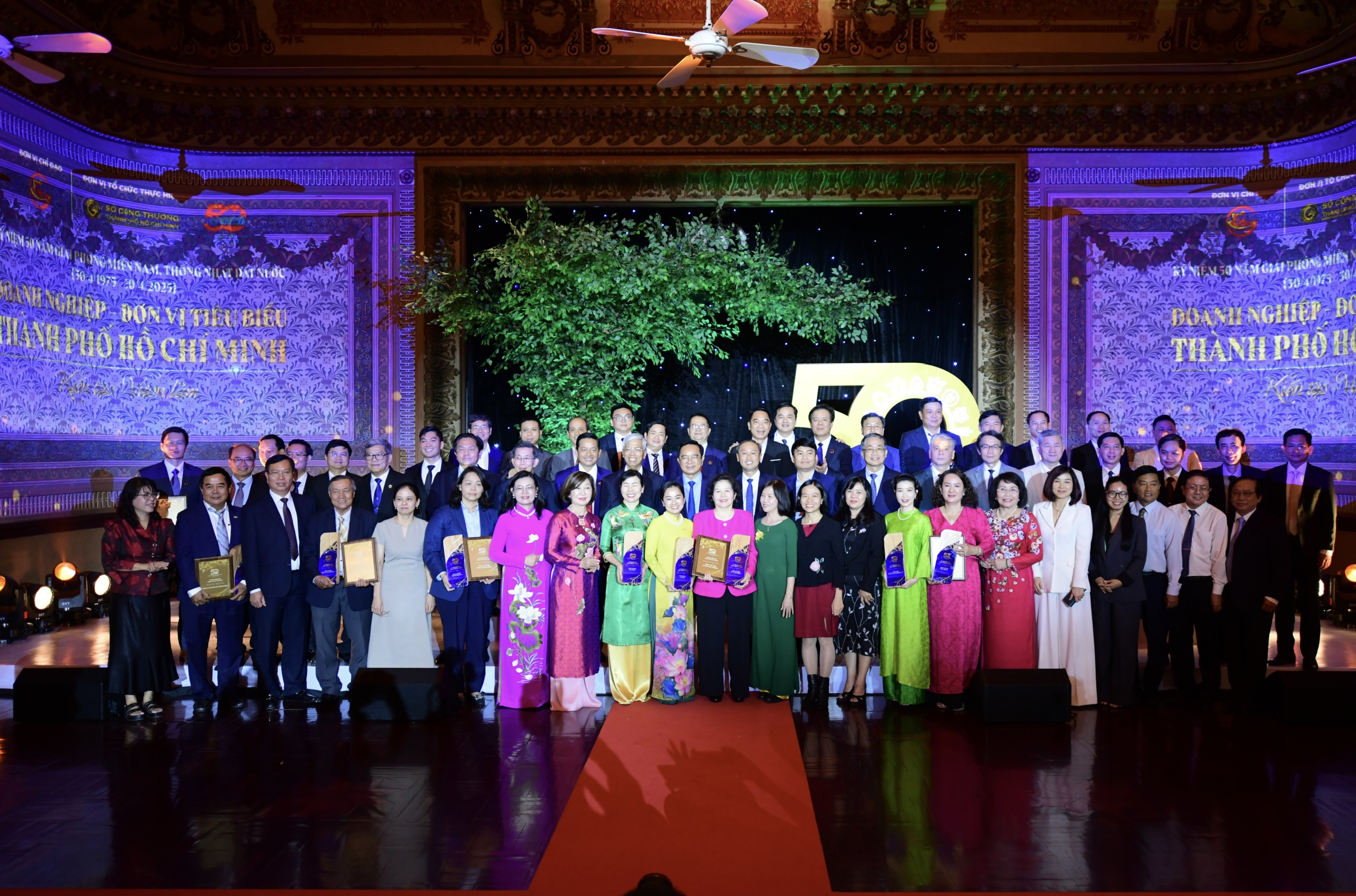 Tổng hợp thông tin báo chí liên quan đến TP.HCM ngày 1/7/2026