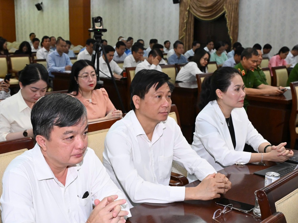 Đại biểu dự hội nghị tại điểm cầu TPHCM. Ảnh: VIỆT DŨNG 2aoboqhhxghqmhdvceb3fbg3b46rirhyfuqeqnuk4.jpg