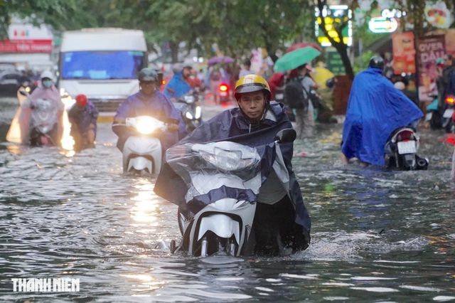 TP.HCM lên 'phác đồ điều trị' dứt điểm ngập- Ảnh 1.