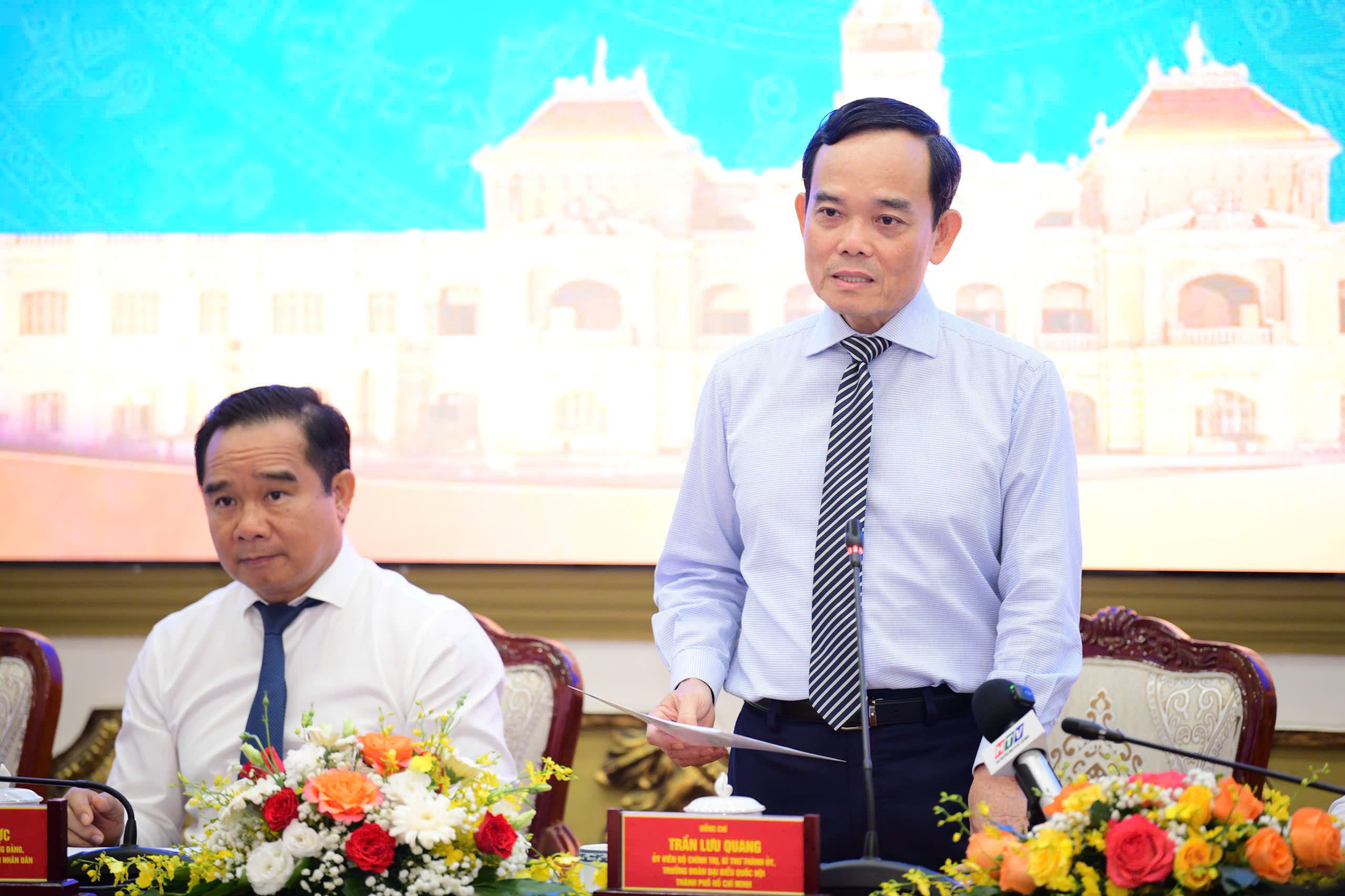 Đoàn ĐBQH, HĐND, UBND và MTTQ TP.HCM siết chặt cơ chế phối hợp, tăng phản biện chính sách - Ảnh 3.