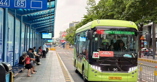 Miễn phí vé xe buýt phát huy hiệu quả, lượng khách tăng hơn 30%