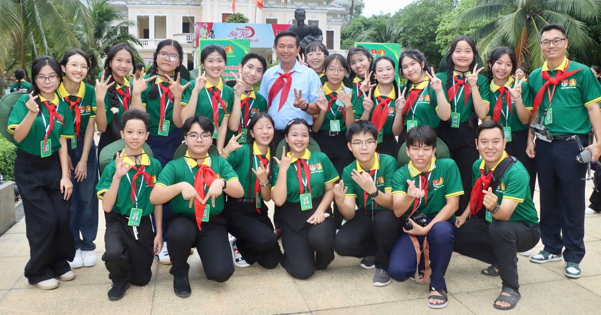 Thiếu nhi TP.HCM bắt đầu hành trình 'Em yêu Tổ quốc Việt Nam'