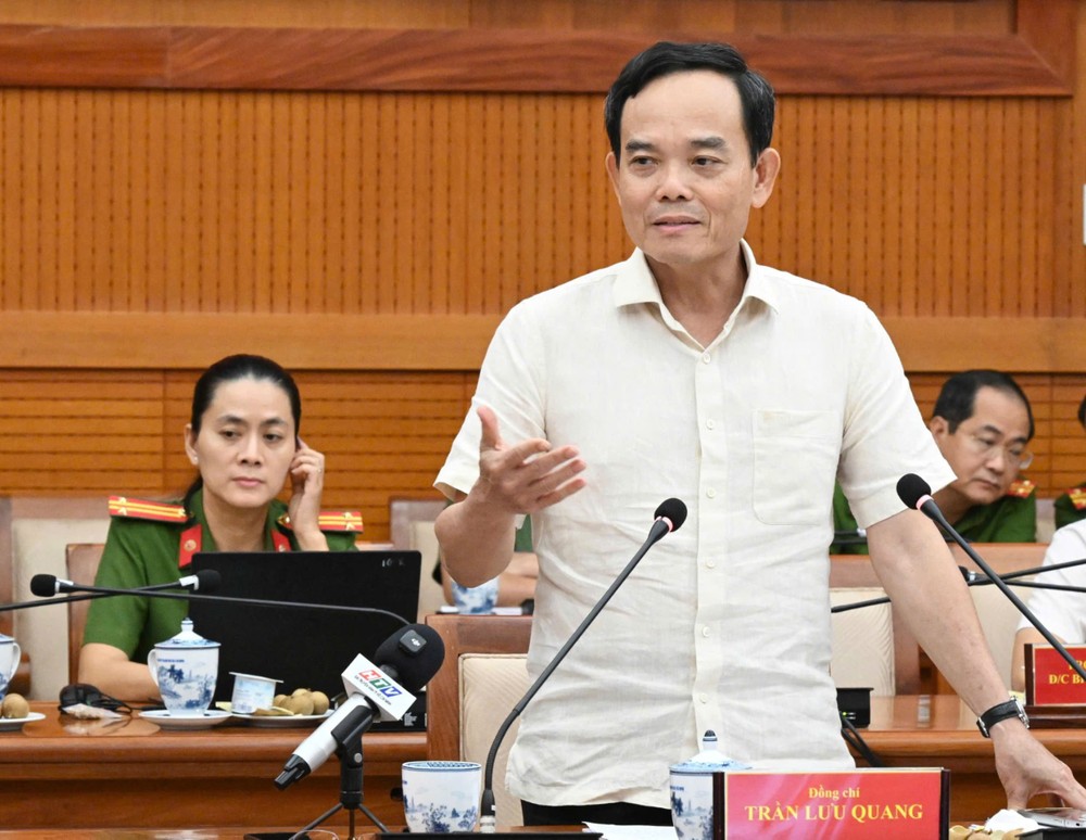 Bí thư Thành ủy TPHCM Trần Lưu Quang phát biểu kết luận hội nghị 2aoboqkafg3glkzmetpmn4zgvhcclw96iytmhxfw-2935-7897.jpg