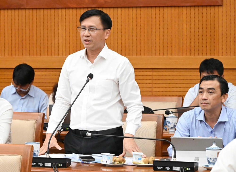 Phó Giám đốc Sở NN-MT TPHCM Nguyễn Minh Nhựt phát biểu. Ảnh: VIỆT DŨNG 2aOboQkaF8uiy4heNr16fL0r4kiJMUJZf6rHXOsa.jpg