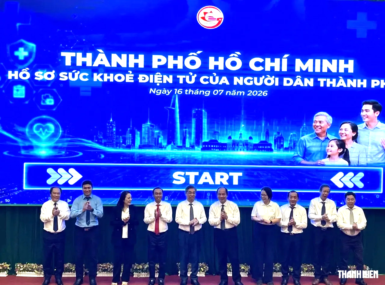 TP.HCM huy động 10.000 y bác sĩ, 480 cơ sở y tế khám sức khỏe toàn dân - Ảnh 2.