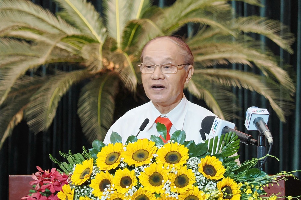 Ông Trần Hồi Sinh, thương binh hạng 4/4, phát biểu tại buổi họp mặt. Ảnh: HOÀNG HÙNG Hinh 2.jpg