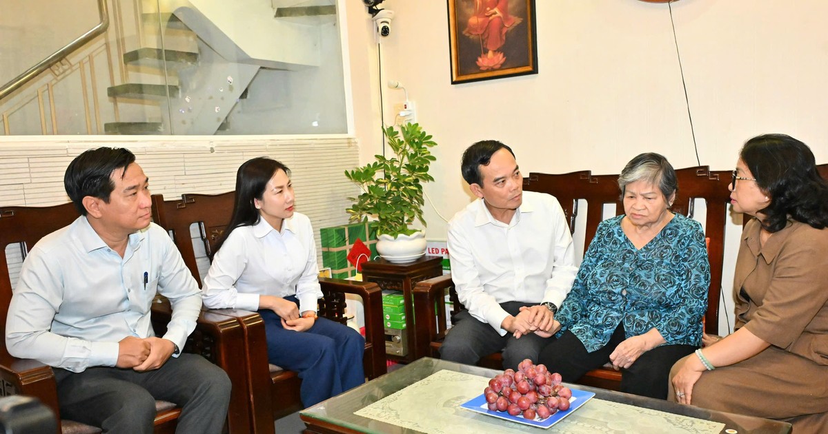 Tổng Bí thư, Chủ tịch nước Tô Lâm: Tìm kiếm, quy tập, xác định danh tính hài cốt liệt sĩ là trách nhiệm thiêng liêng trước Tổ quốc, nhân dân