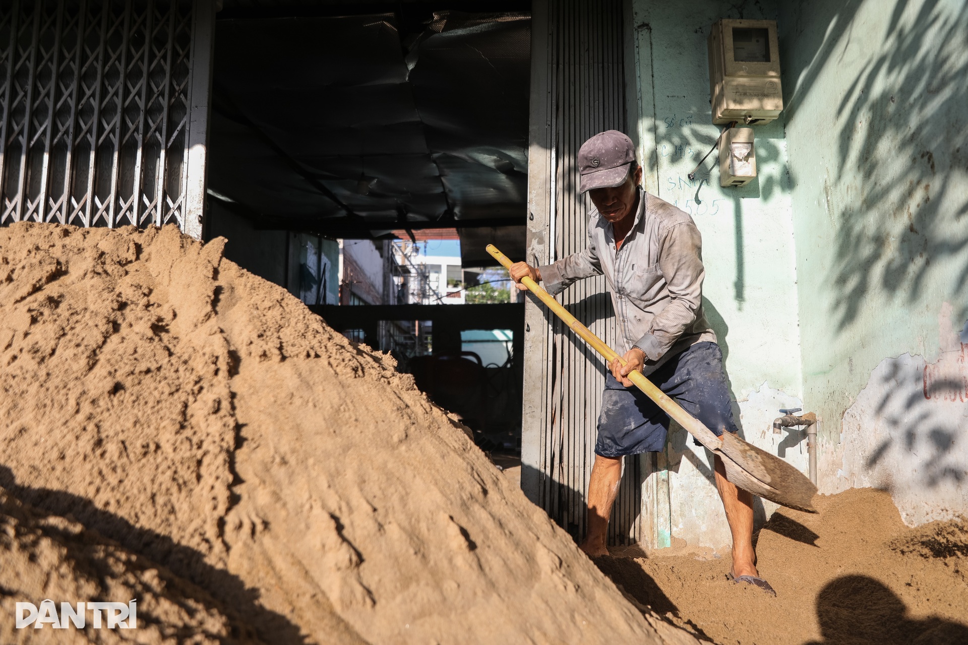 Hàng trăm hộ dân TPHCM bàn giao mặt bằng, mở rộng cửa ngõ phía Tây - 7