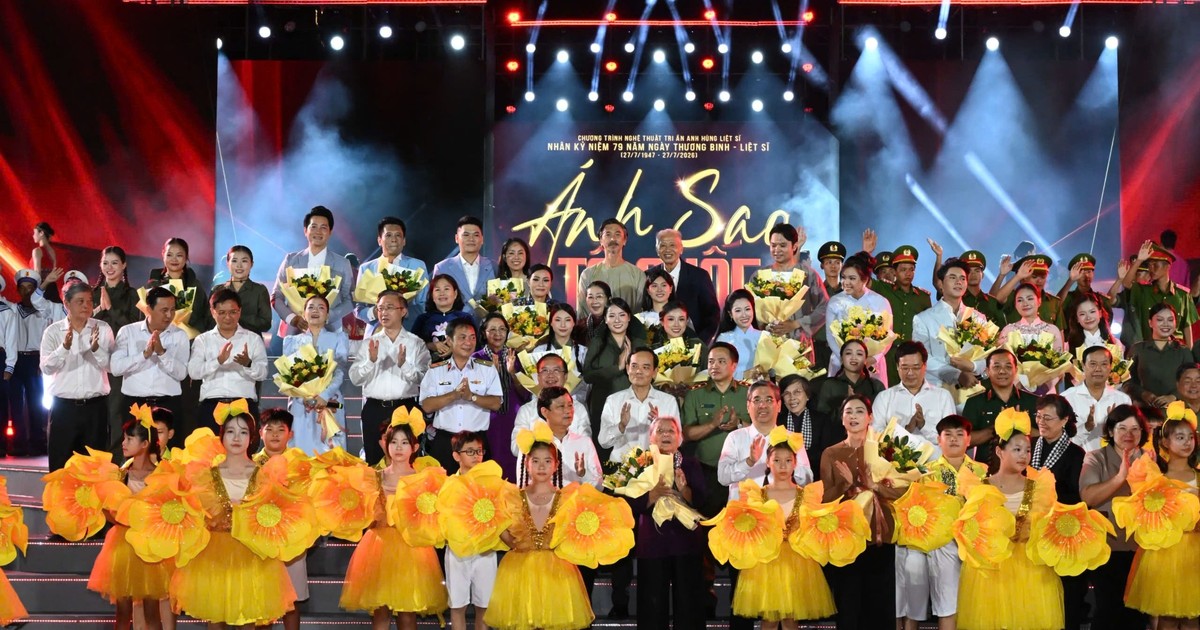 “Ánh sao Tổ quốc” thắp sáng ký ức, tri ân Anh hùng liệt sĩ