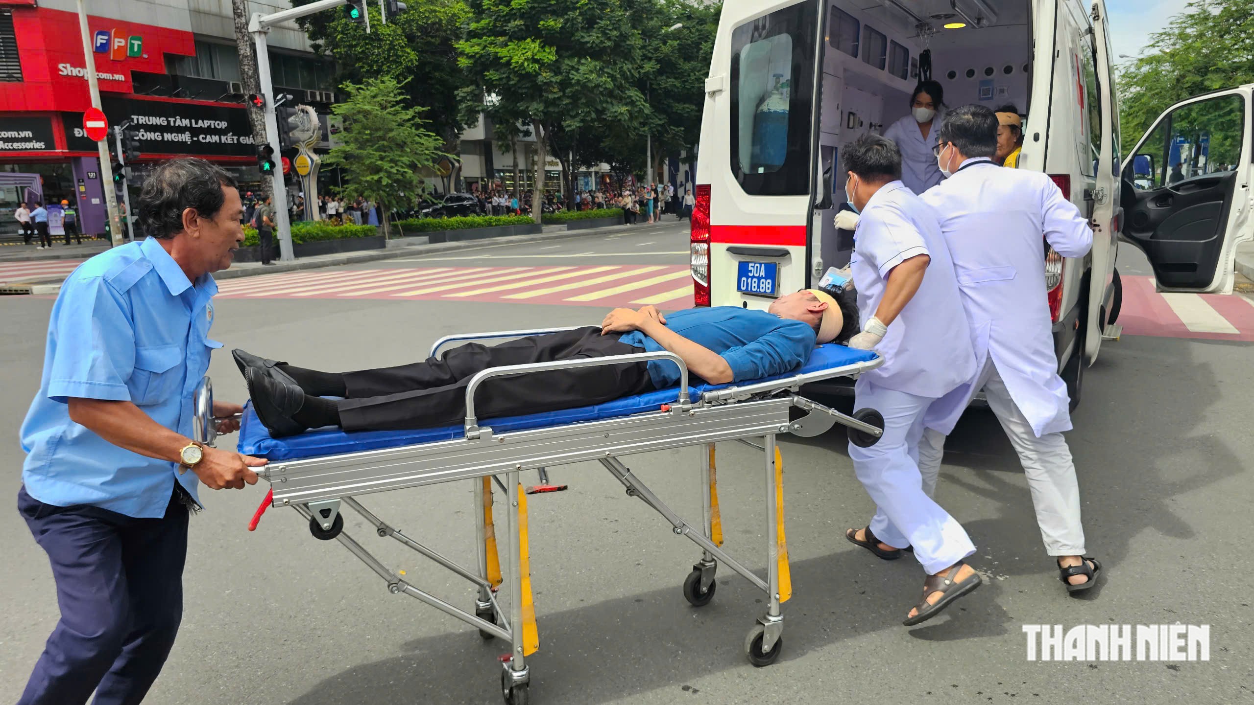 Huy động 3.000 người thực tập phương án chữa cháy tại tòa nhà Saigon Centre - Ảnh 6.
