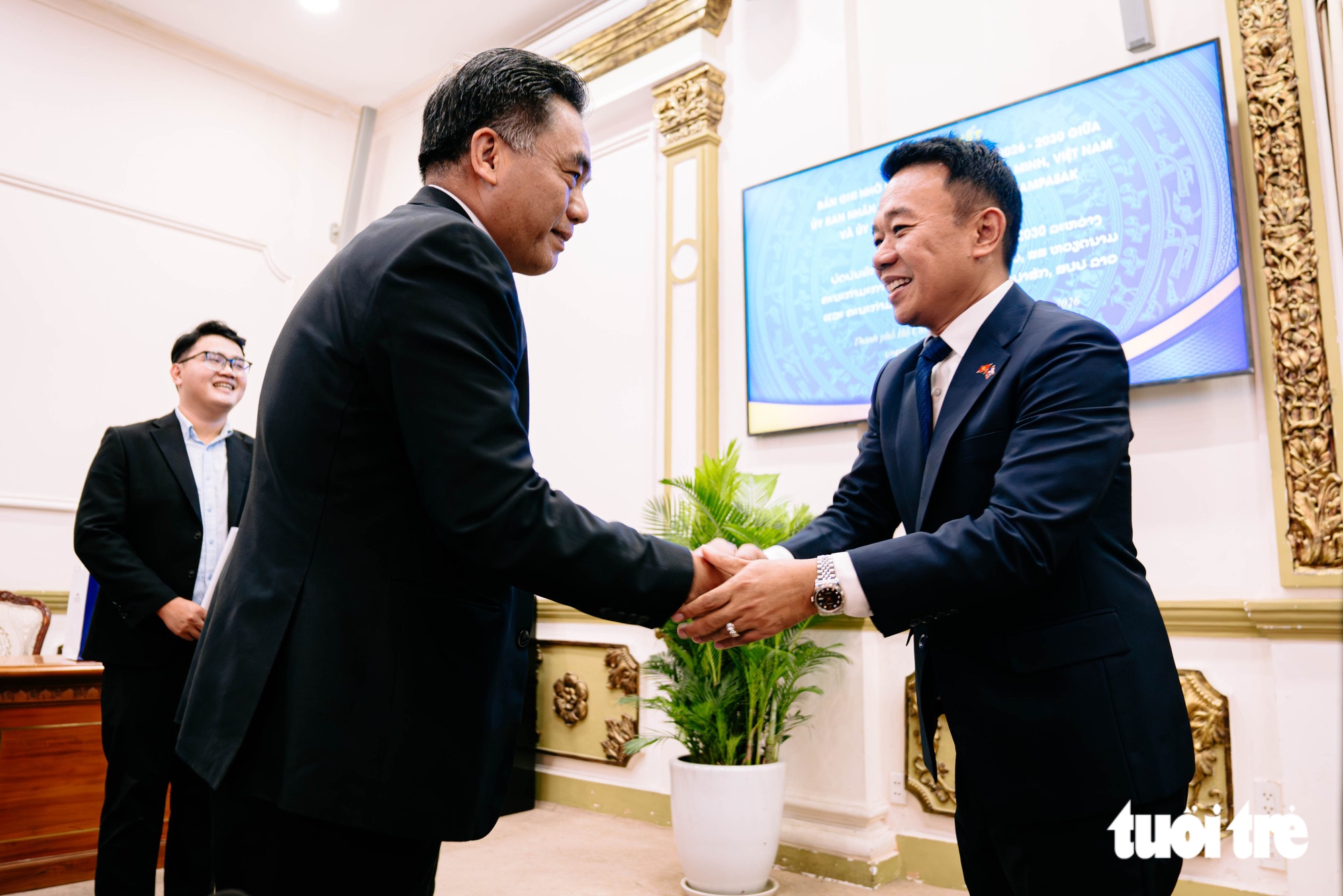 TP.HCM - tỉnh Champasak đặt mục tiêu mới sau 25 năm hợp tác - Ảnh 1.