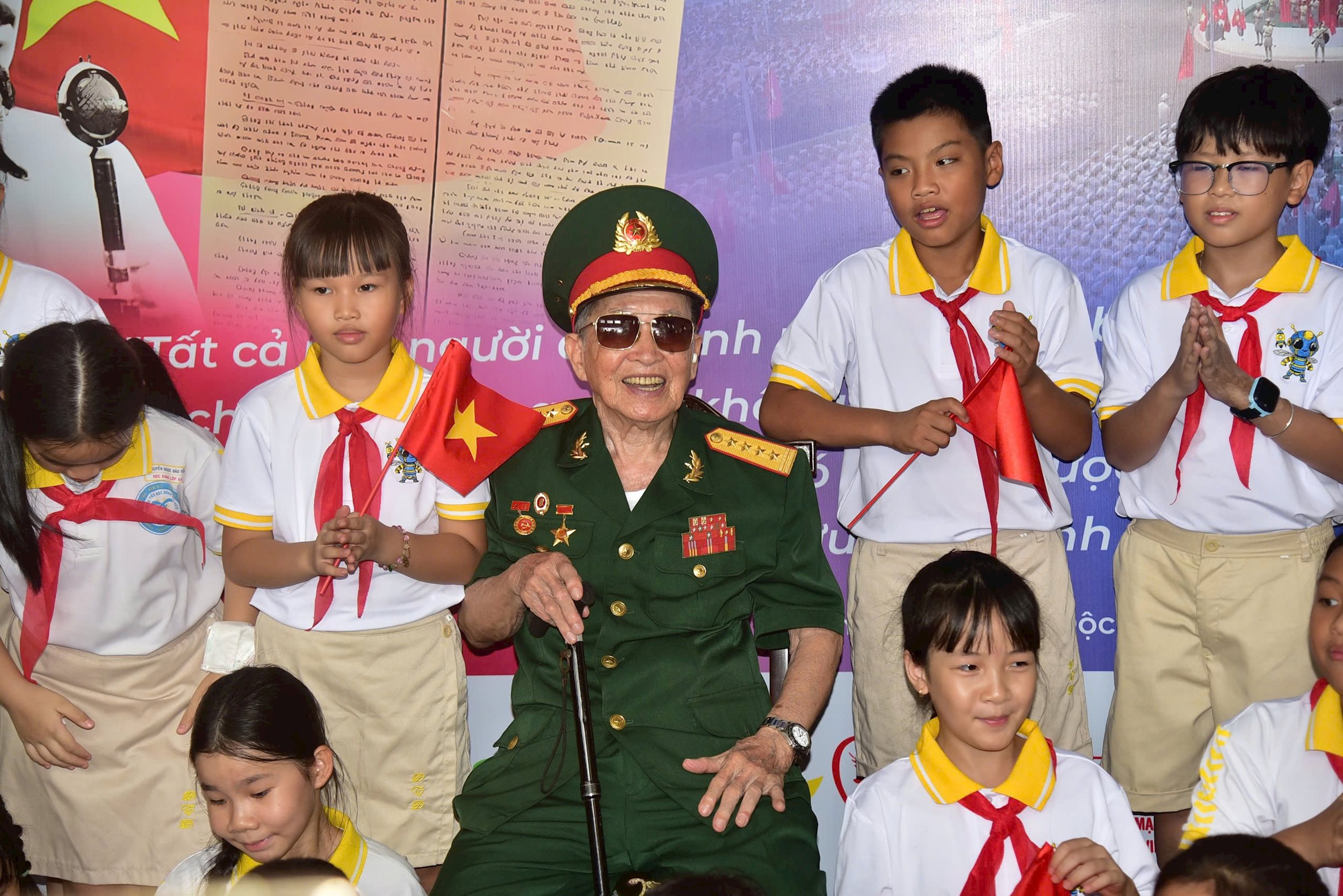 Tổng hợp thông tin báo chí liên quan đến TP.HCM ngày 20/8/2026