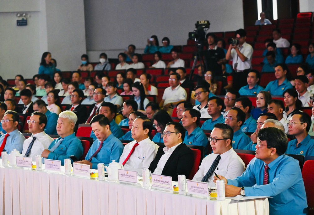 Đại biểu dự Giải thưởng Tôn Đức Thắng. Ảnh: VIỆT DŨNG Anh 1.jpg