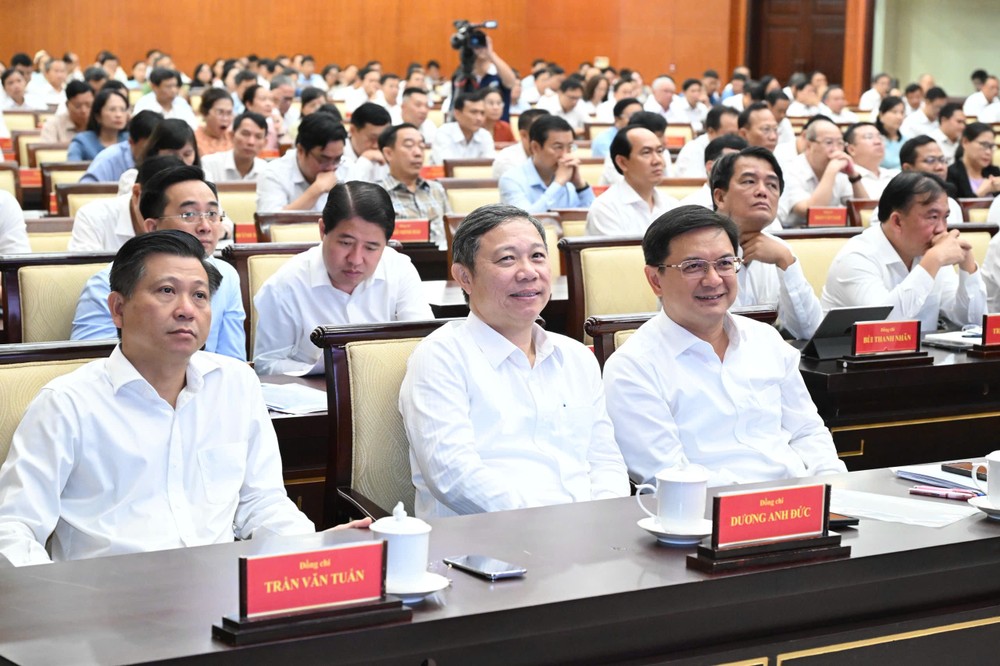 Đại biểu dự hội nghị. Ảnh: VIỆT DŨNG 2aoboqu8z4fddglzpexz2ysvll81kzacidcv83zu33.jpg