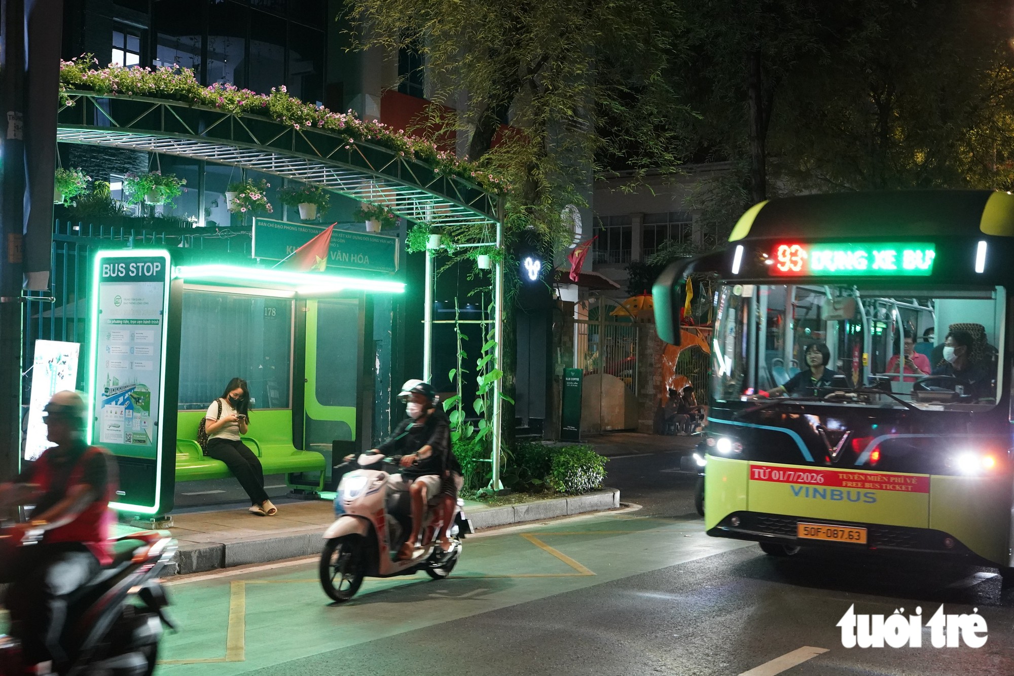 TP.HCM chỉnh trang các cửa ngõ, trạm chờ xe buýt theo hướng mang 'khu vườn' vào đô thị - Ảnh 5.