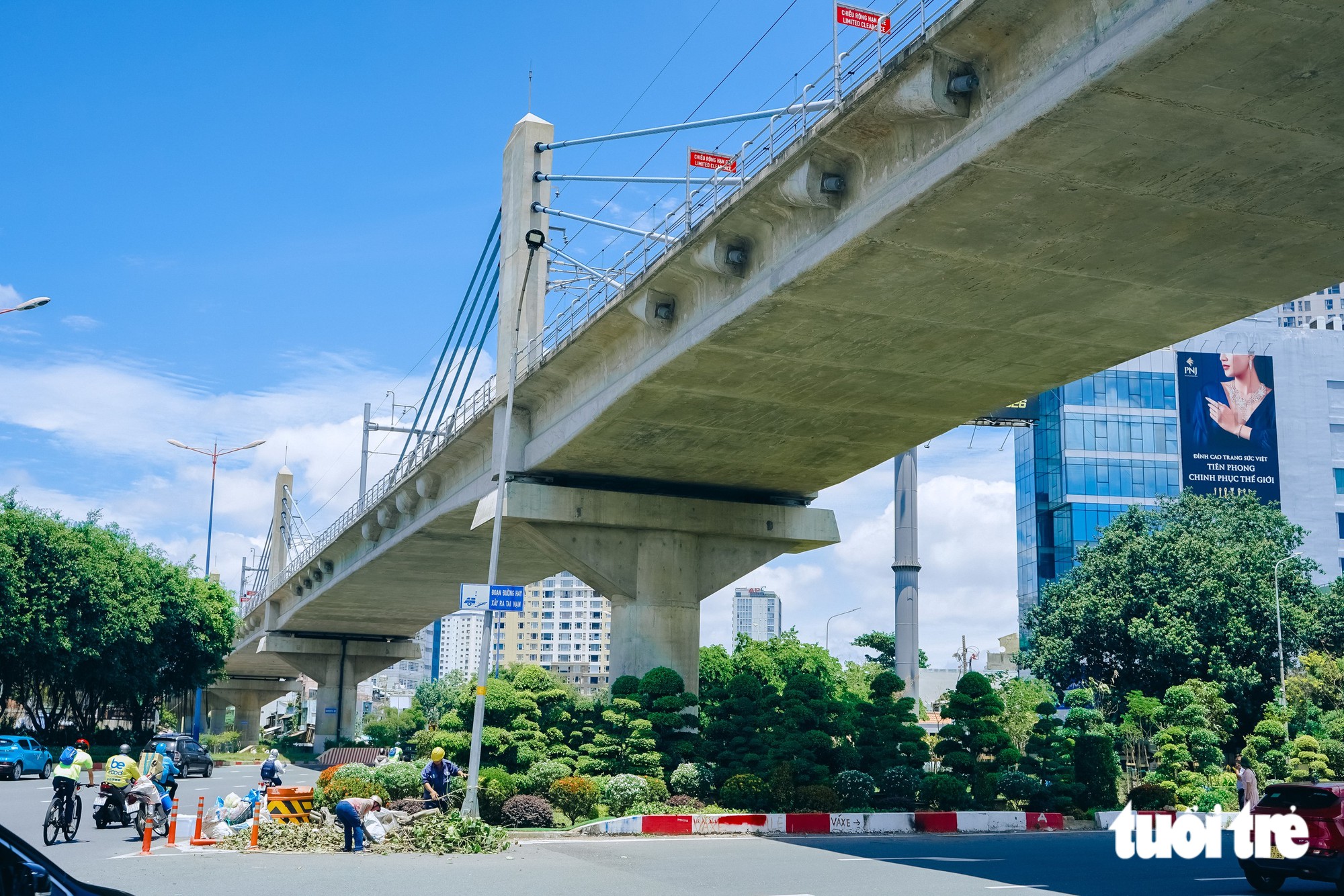 TP.HCM chỉnh trang các cửa ngõ, trạm chờ xe buýt theo hướng mang 'khu vườn' vào đô thị - Ảnh 8.